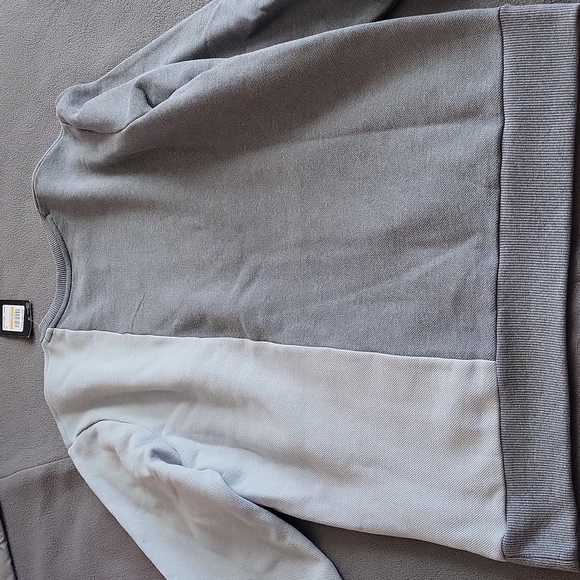 Nwt Under Armour sweatshirt - Picture 5 of 6